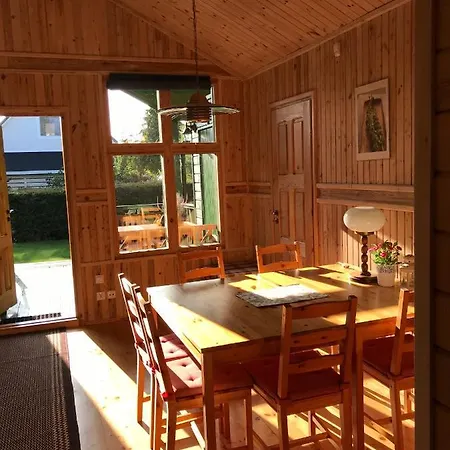 度假居 Domek Green Dzwirzyno 德兹维济诺